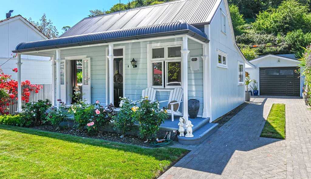 A Delightful Restoration of Hospital Hill Character Cottage